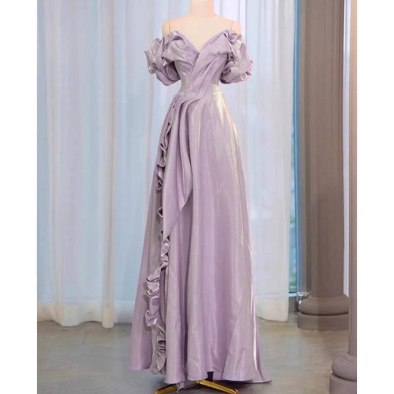 オフショルダー ドレス イブニングドレス フリル Aライン ハイスリット ロング 韓国【K12036】