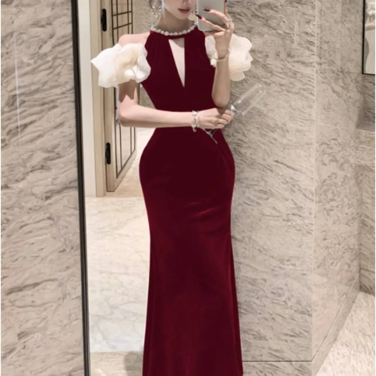 全2色 マーメイドドレス 首元ビジュー オープンショルダー パフスリーブ 胸元シアー ハイウエスト マキシ丈 韓国【K12724】