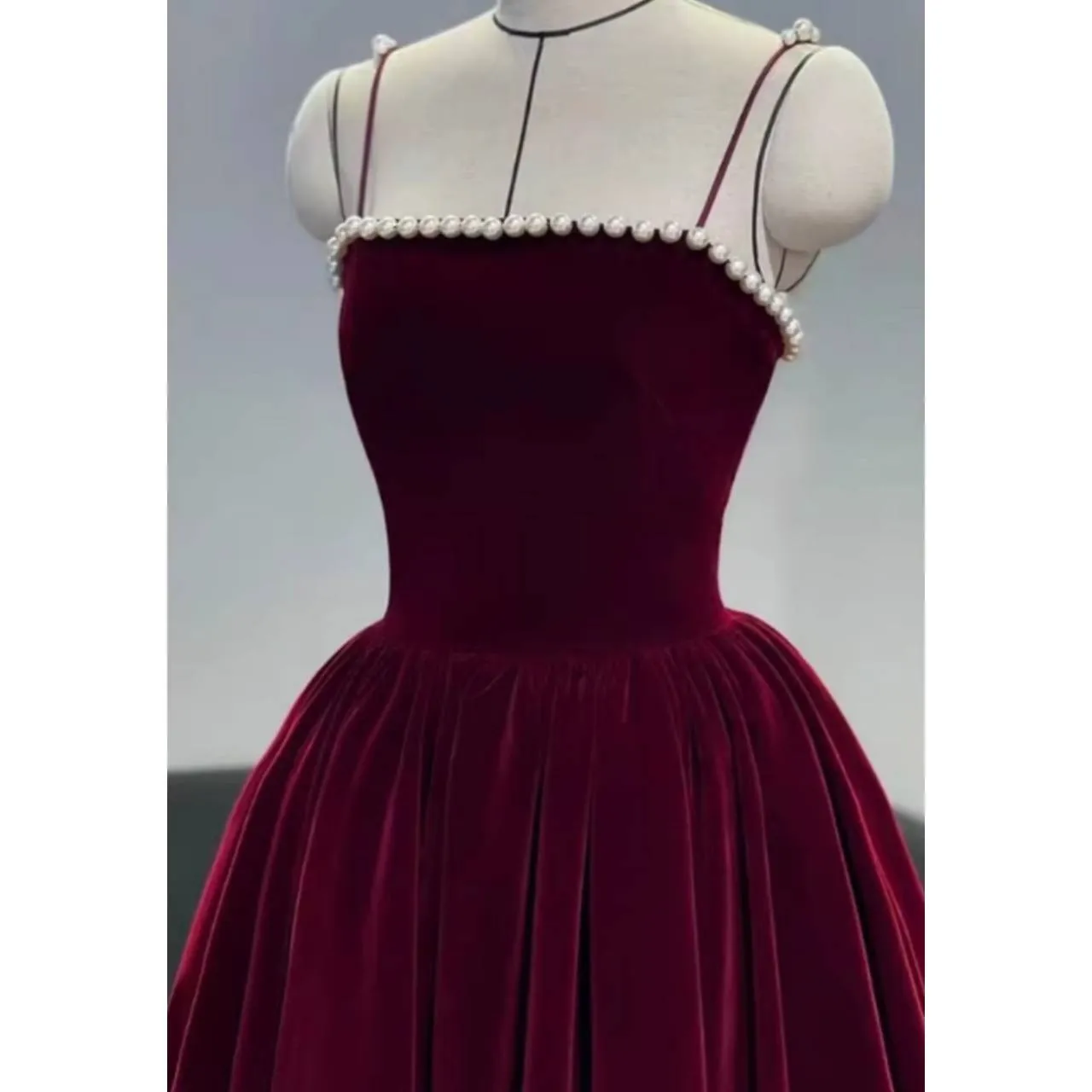 全2色 ドレス キャミドレス ベルベット パールライン ハイウエスト Aライン フレア ミドル丈 韓国【B4806】